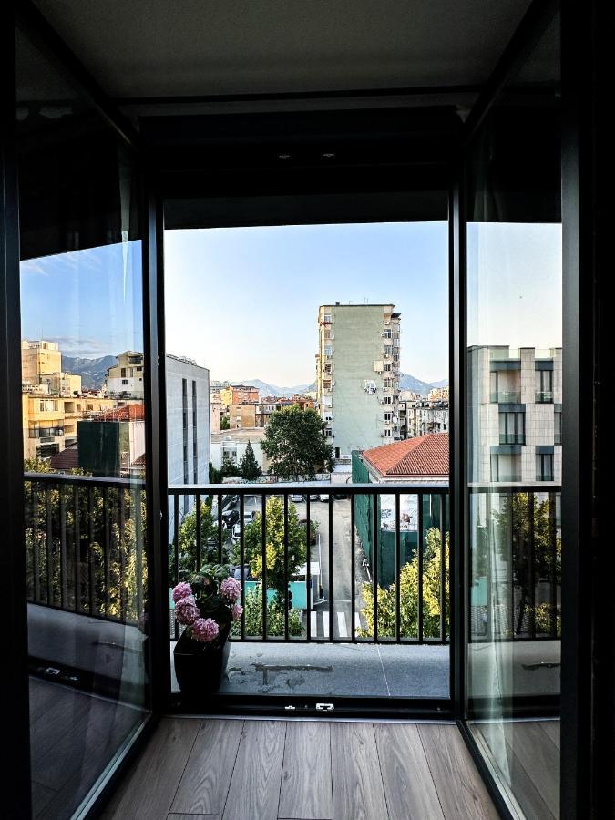 Getaway * Tirana